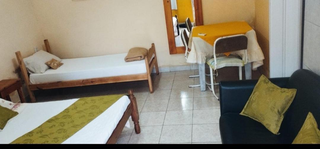 Hostel Damaris Puerto Iguazú Cameră foto