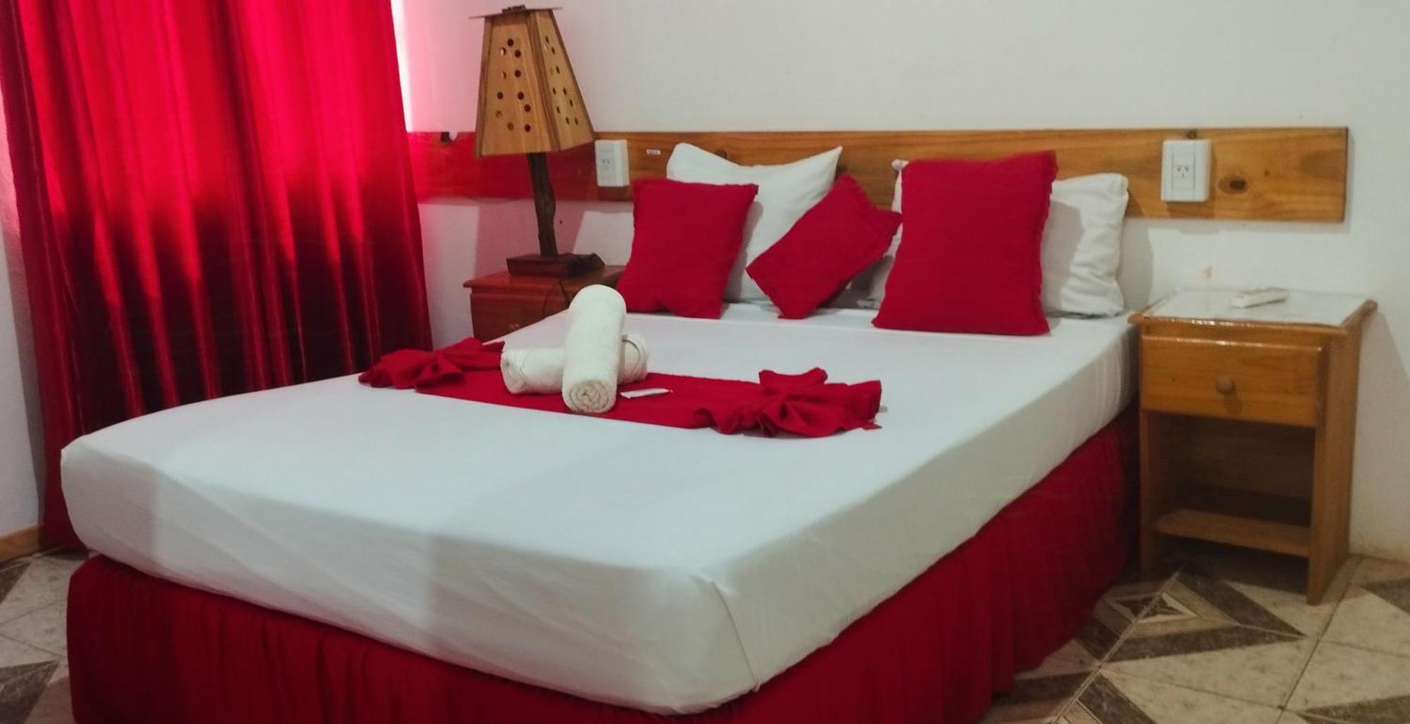Hostel Damaris Puerto Iguazú Cameră foto